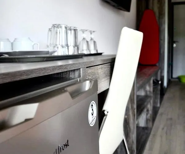 Village 4* 波利亚纳