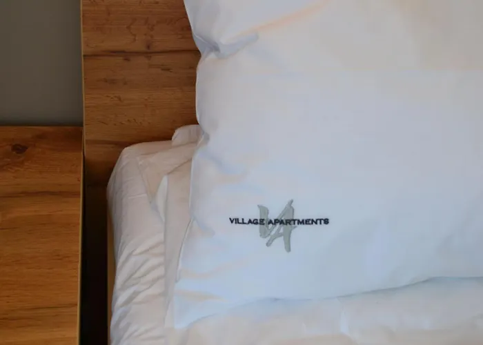 Village 4* 波利亚纳